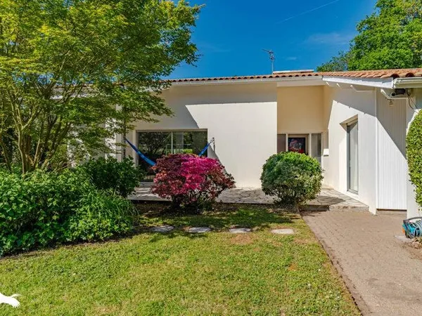 Villa de 7 pièces principales