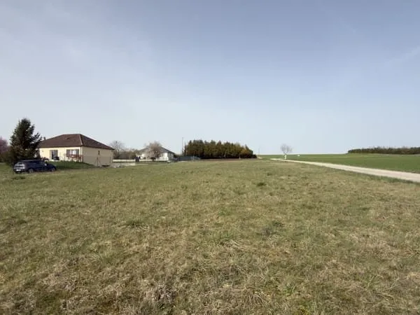 De 1 614 m2 à 5 878 m2 : Votre futur havre de paix sur mesur