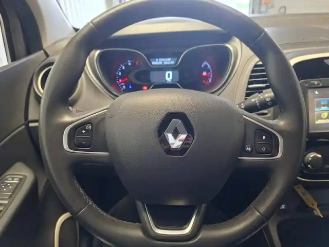 Renault Captur dci 90 e6c — photo 33