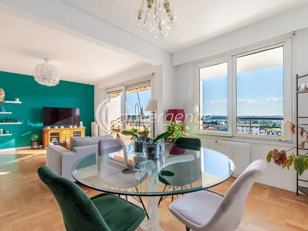 Appartement T5 avec garage, balcon, ascenseur et cave - hype