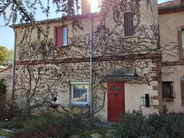 Maison 8 pièces 287 m²