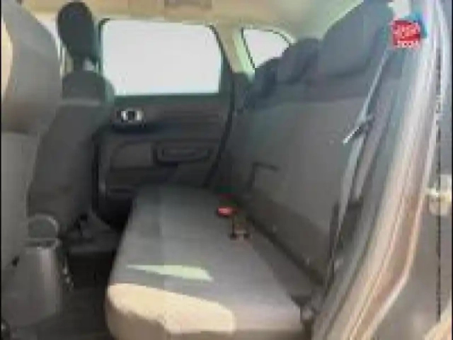 Citroën C3 Aircross puretech 130ch s&amp;s shine eat6 — photo 6