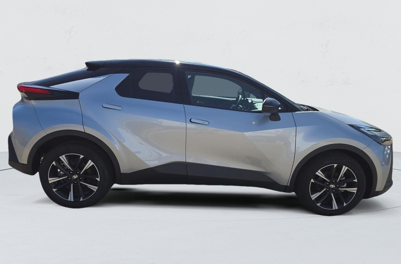 Toyota C-HR — photo 6