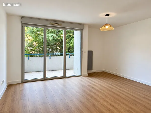 T2 42 m² avec balcon et parking - Pouvourville / Rangueil
