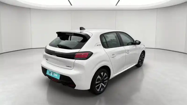Peugeot 208 hybrid 100 e-dcs6 — photo 6
