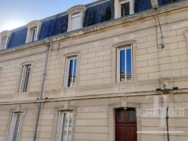 Appartement 3 pièces 132 m²