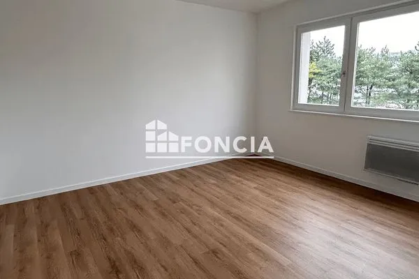 Studio 1 pièce 27 m²
