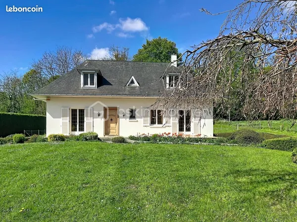Pavillon 8 pièces 178 m²