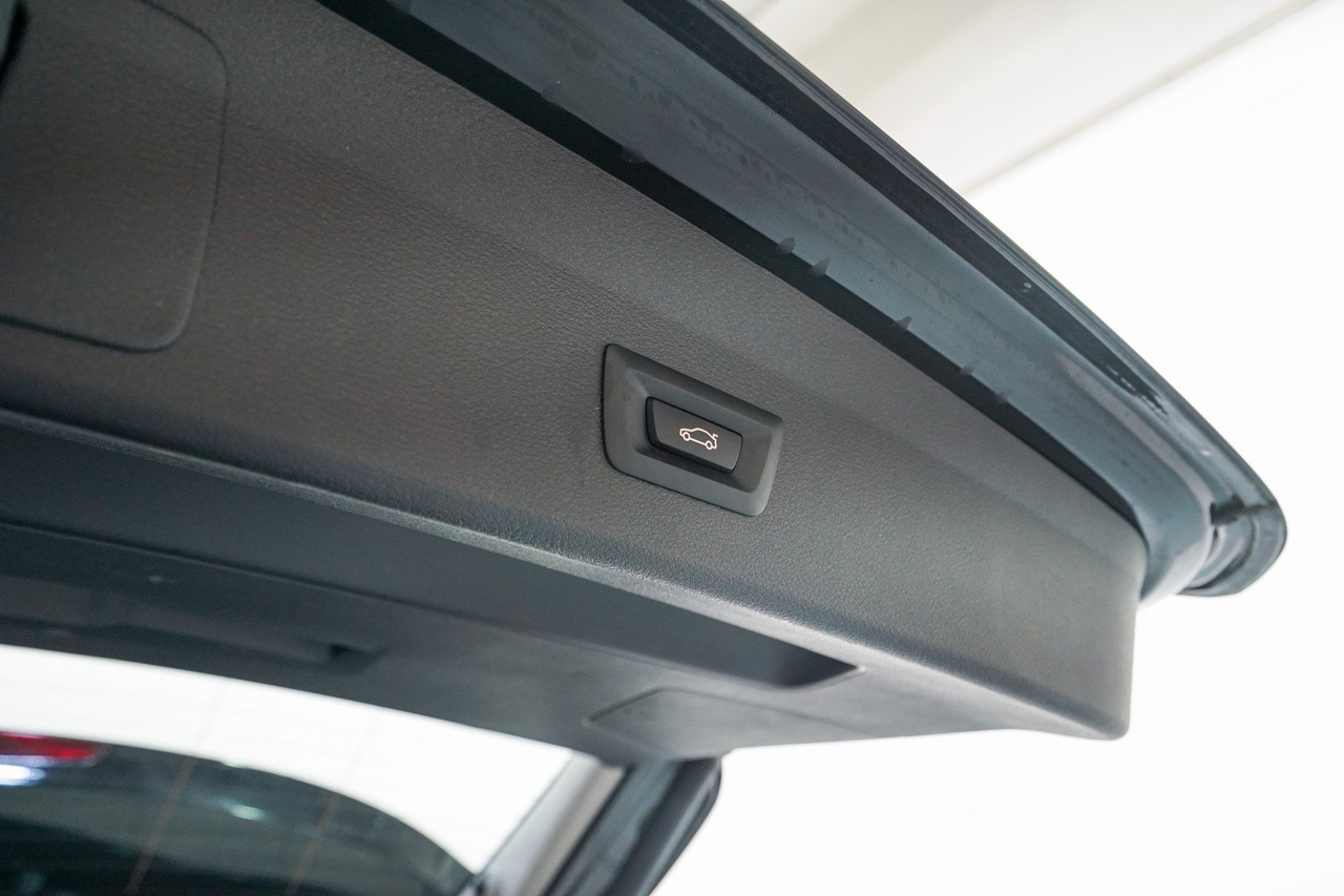 BMW X1 — photo 16