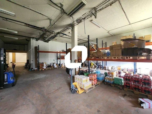 Local d'activité 463 m²