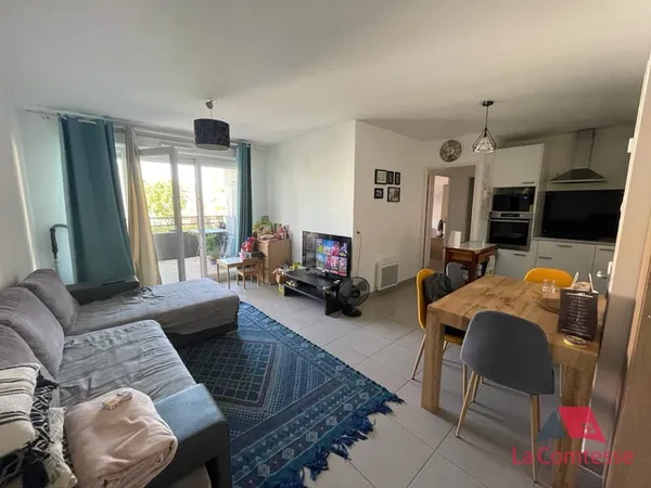 BEAU T3 SECTEUR CANTINI PARC 26ème CENTENAIRE