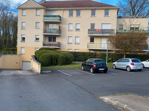 F2 33m2 location 800e cc