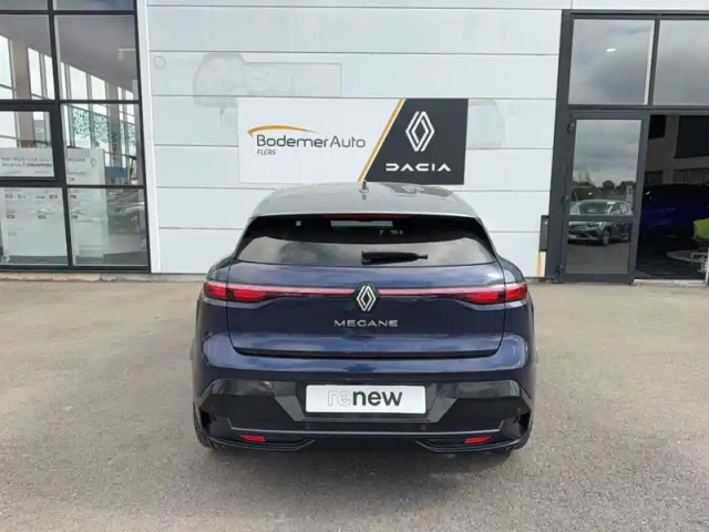 Renault Megane e-tech ev60 220 ch optimum charge — photo 6