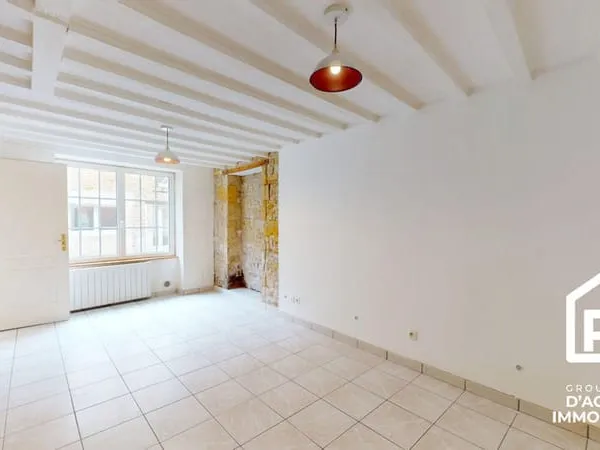 Authentique Maison en Pierre du XIXème au Coeur de Douvres-la-Délivrande