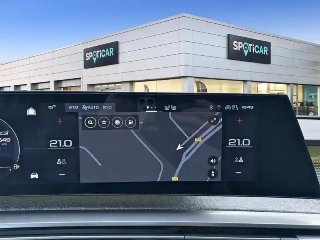Peugeot 3008 hybrid 136 e-dcs6 gt — photo 11