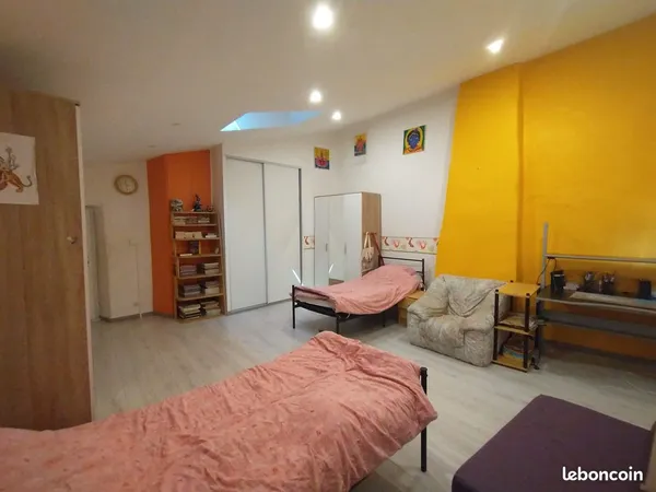 Maison de ville familiale de 150 m² — Confort, performance et emplacement idéal à Die