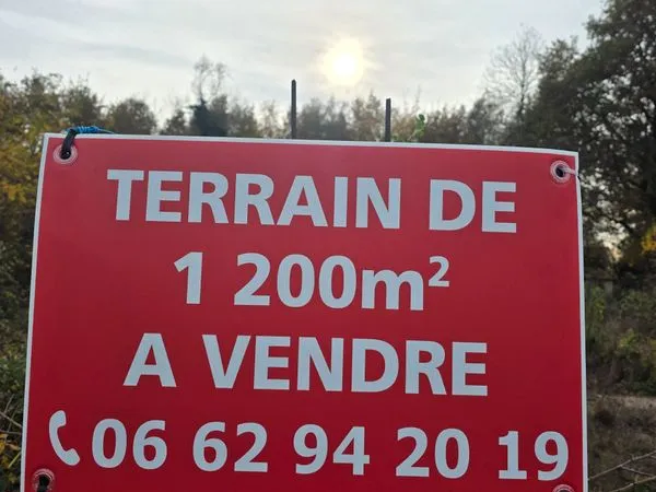 TERRAIN 1200M² à Fleury-En-Biére
