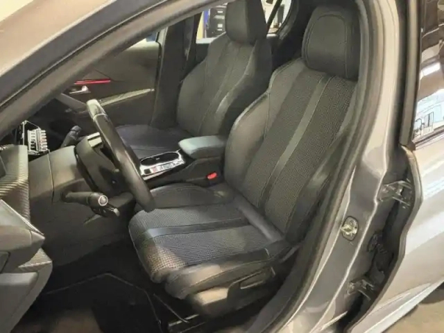 Peugeot 208 1.2 100 gt gps / carplay / fullled / camera 180 / — photo 11