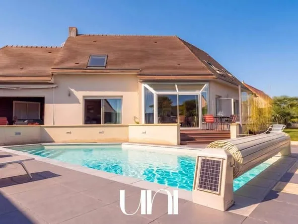 Maison 6 pièces 160 m²