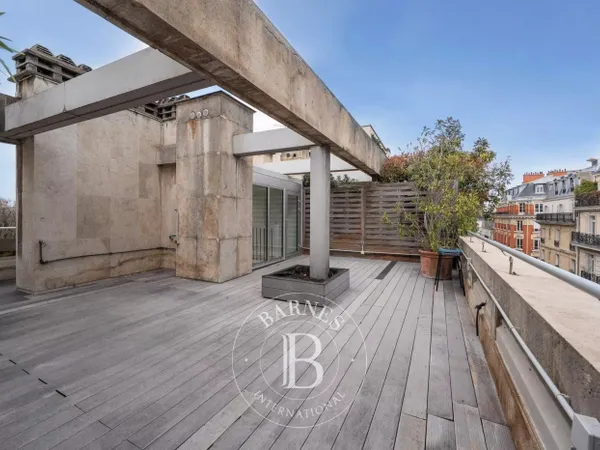 Le service location de la Maison BARNES vous présente ce bien :