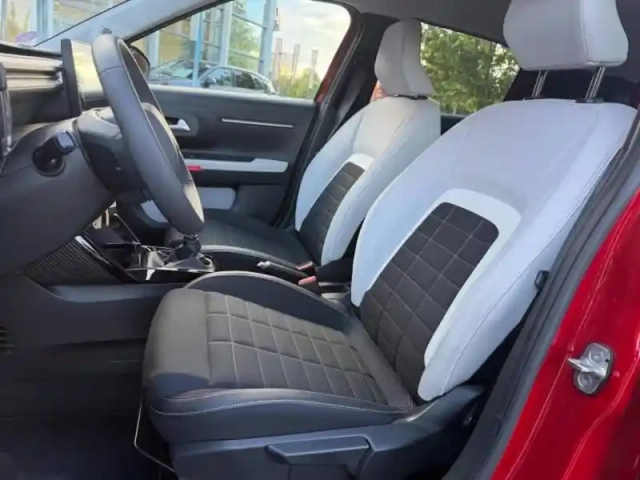 Citroën C3 1.2 turbo 100ch max — photo 3