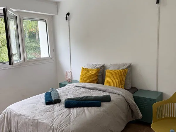 Chambre à Paris avec salle de bain privative