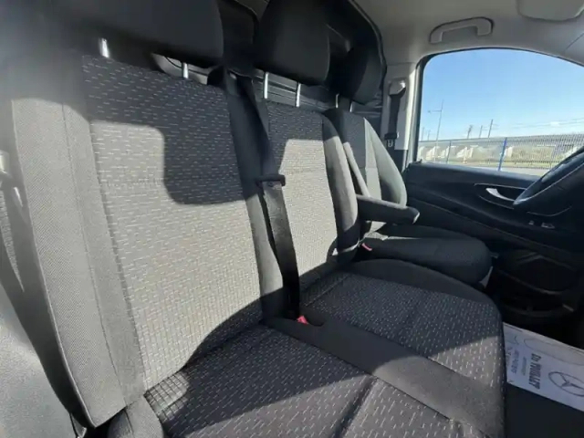 Mercedes Vito 119 cdi 4x4 fourgon compact — photo 11