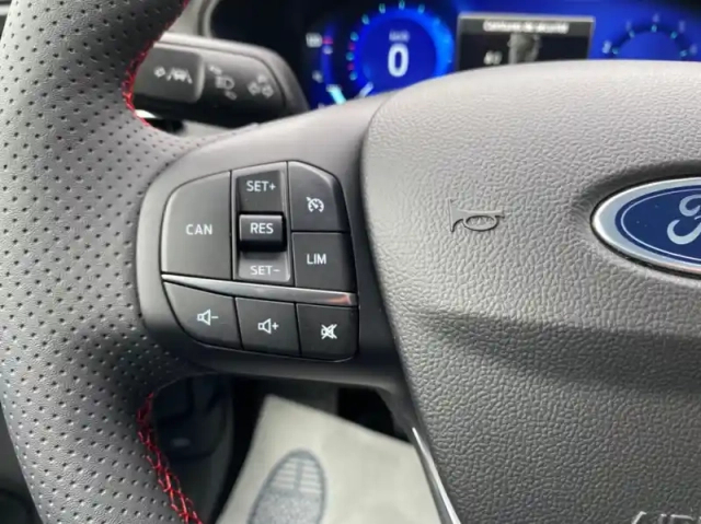 Ford Focus 1.0 flexifuel mhev 125ch st-line design — photo 16