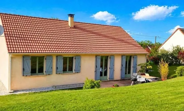 Maison de plain-pied 5 pièces 91 m²