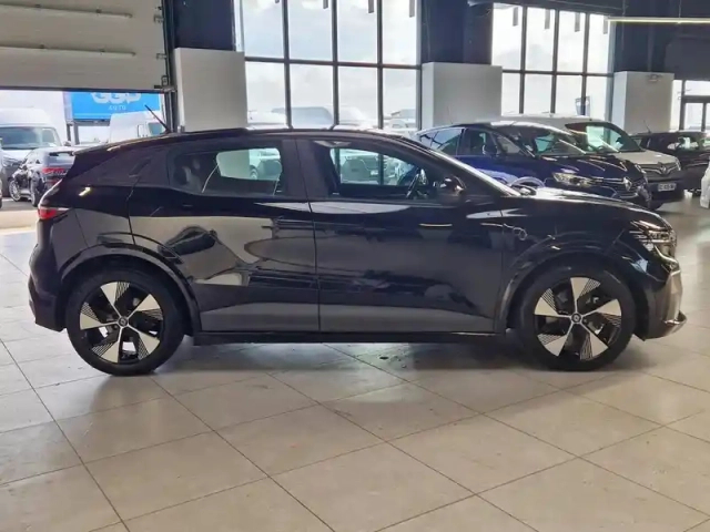 Renault Megane e-tech electric ev60 220ch equilibre super charge -b — photo 4