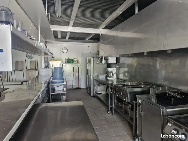 Épicerie, fonds de commerce, restaurant 760 m² Limoges