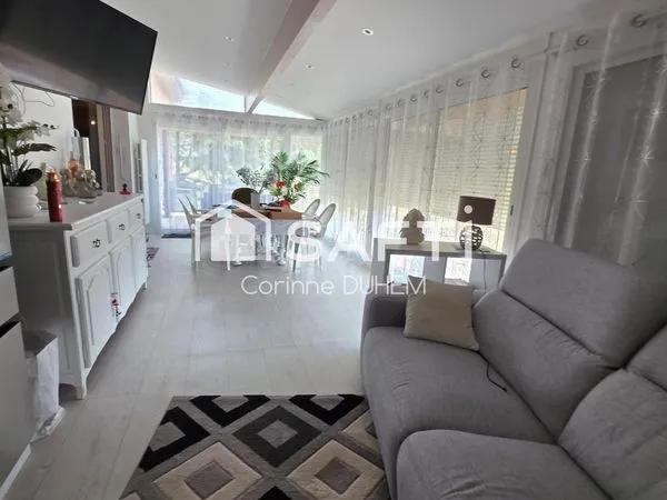 Propriété 8 pièces 140 m²