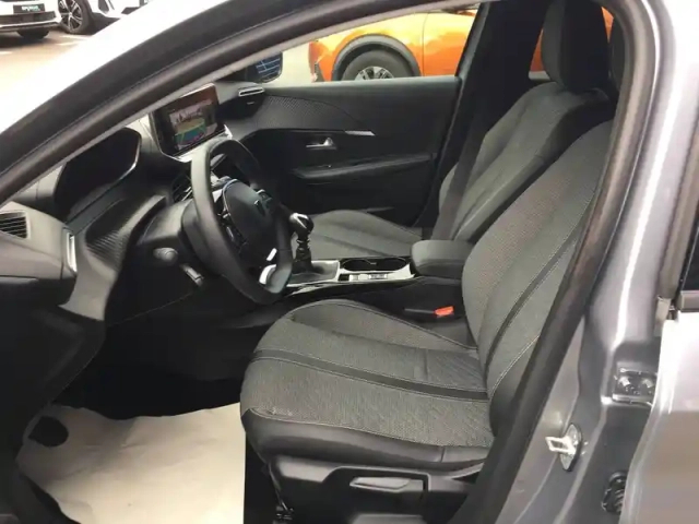 Peugeot 208 100 s&amp;s bvm6 — photo 15