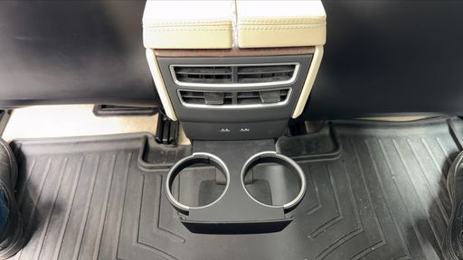 Tesla Model S AWD 100 kWh Dual Motor - Long Range – 2018 – 85187 km – Électrique – Boîte Automatique — photo 21