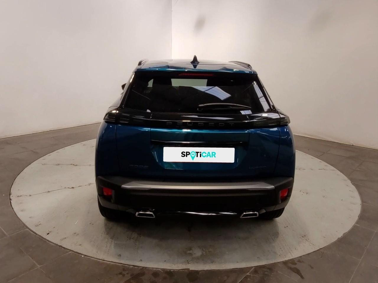 Peugeot 2008 hybrid 145 e-dcs6 allure — photo 4