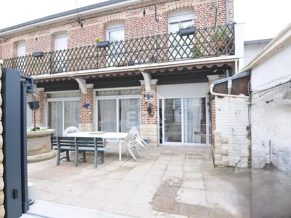 Appartement 6 pièces 95 m²