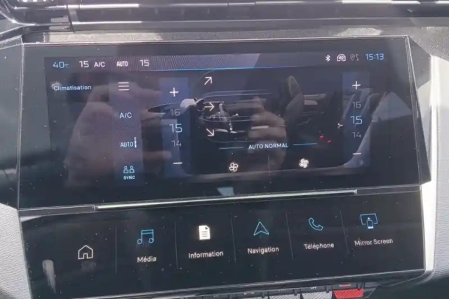 Peugeot 308 hybrid 145 e-dcs6 — photo 25