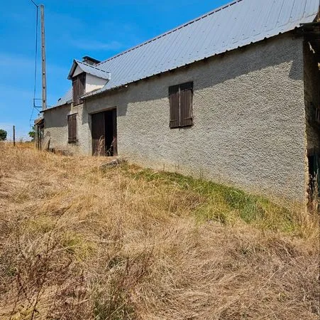 Granges et terrain