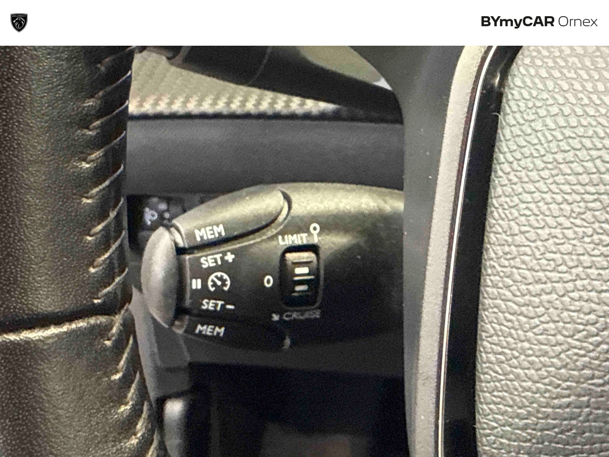 Peugeot 208 BlueHDi 100 S&amp;S BVM6 — photo 21