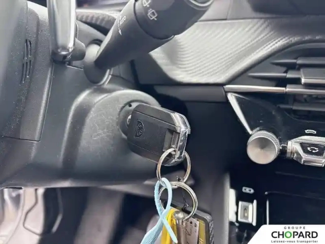Peugeot 208 hybrid 100 e-dcs6 — photo 52