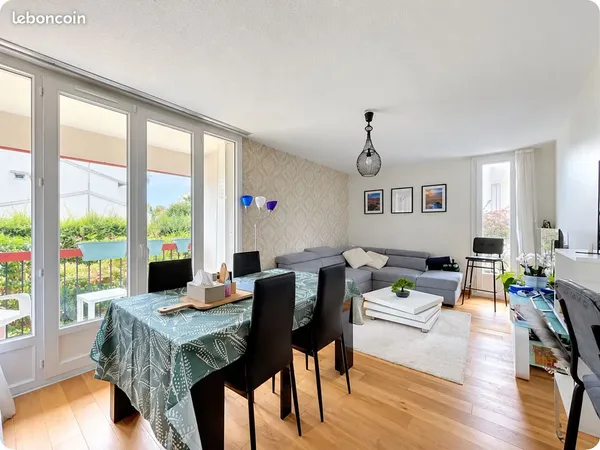 Appartement T3 de 68 m² en rez-de-chaussée avec terrasse, parking et jardin - Billère