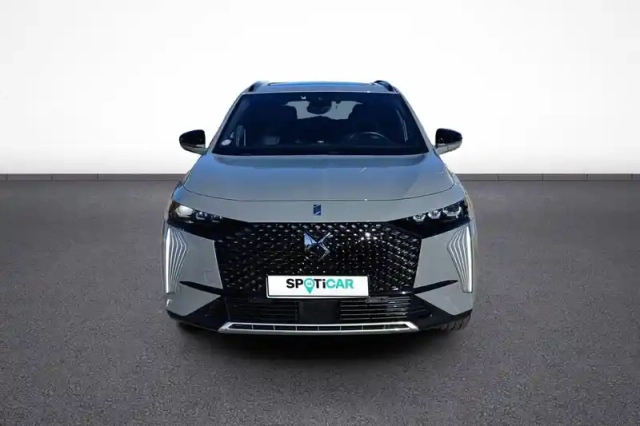 Ds Ds 7 hybride rechargeable e-tense 300 eat8 4x4 — photo 2