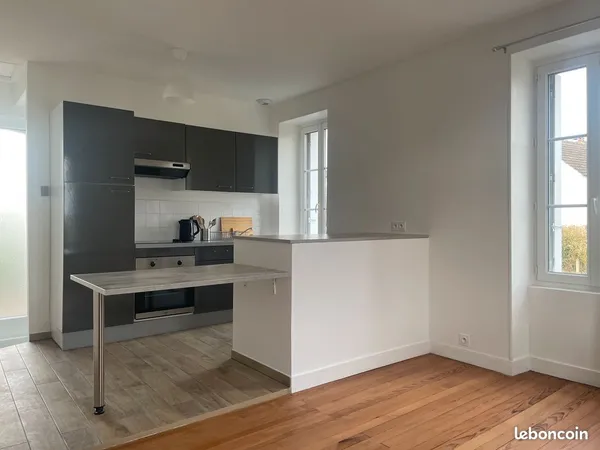 Appartement meublé T2 de 39m2 dans petite maison individuelle