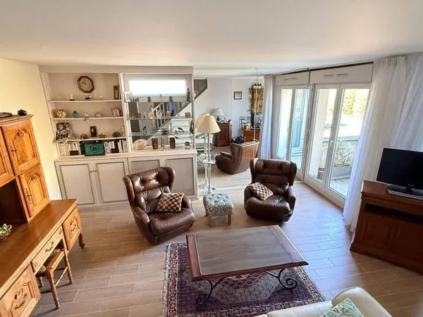 Duplex 5 pièces 104 m²