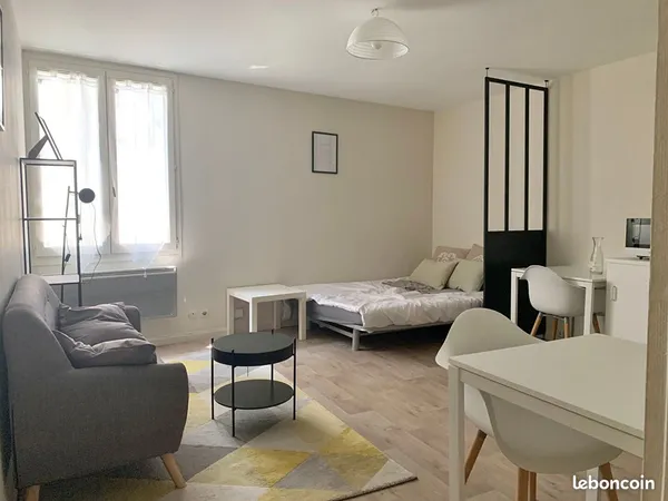 Studio 1 pièce 24 m²