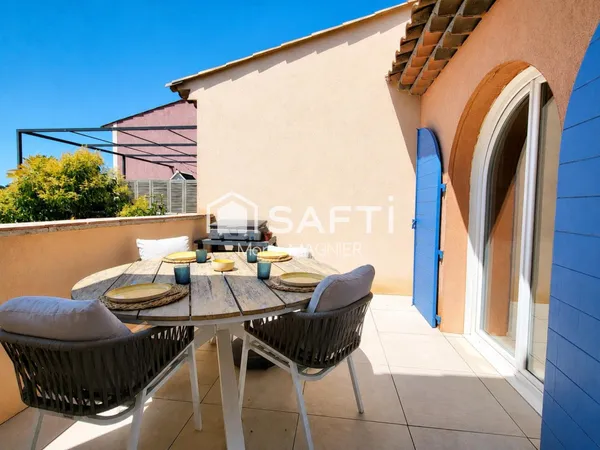 Duplex d'exception T4 de 99m2 à Grimaud - proche plages, Vendu meublé, prêt à vivre ou à louer, idéa