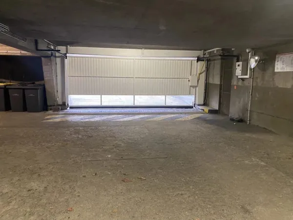 Parking 13 m²