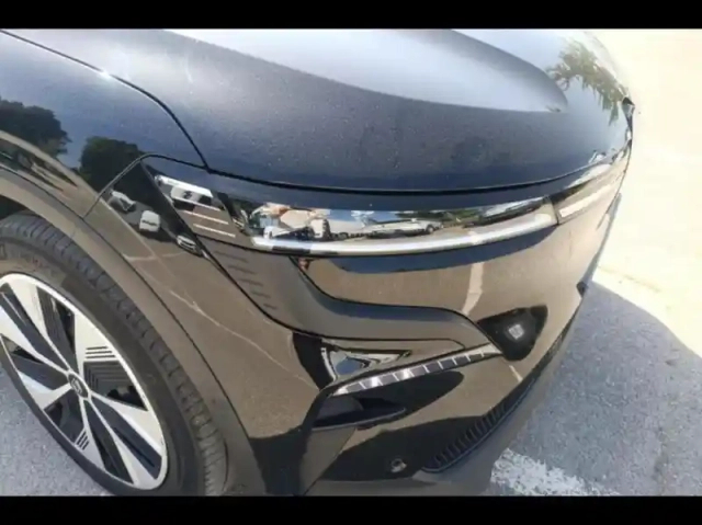 Renault Megane e-tech electric ev60 130ch evolution er super charge — photo 15