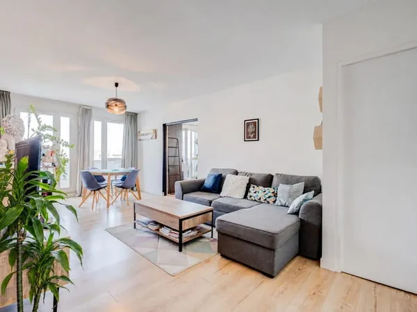 TOULOUSE GALLIENI - T3 65 m² avec balcon, parking et ascenseu
