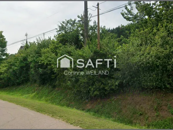 Terrain à bâtir de 710 m² à Hallering - Cadre verdoyant entre Metz et Saint-Avold - Façade de 28m